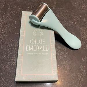 🧊 Chloe Emerald Professional Ice Roller 🧊